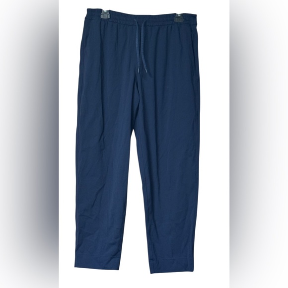 EUC Lululemon Men’s Shorter Jogger Pants SZ M Navy